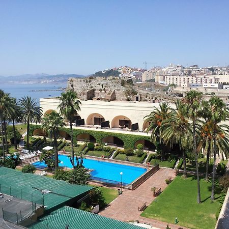 Parador De Ceuta Luaran gambar