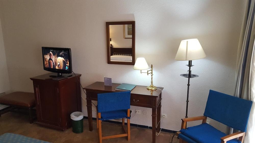 Parador De Ceuta Luaran gambar