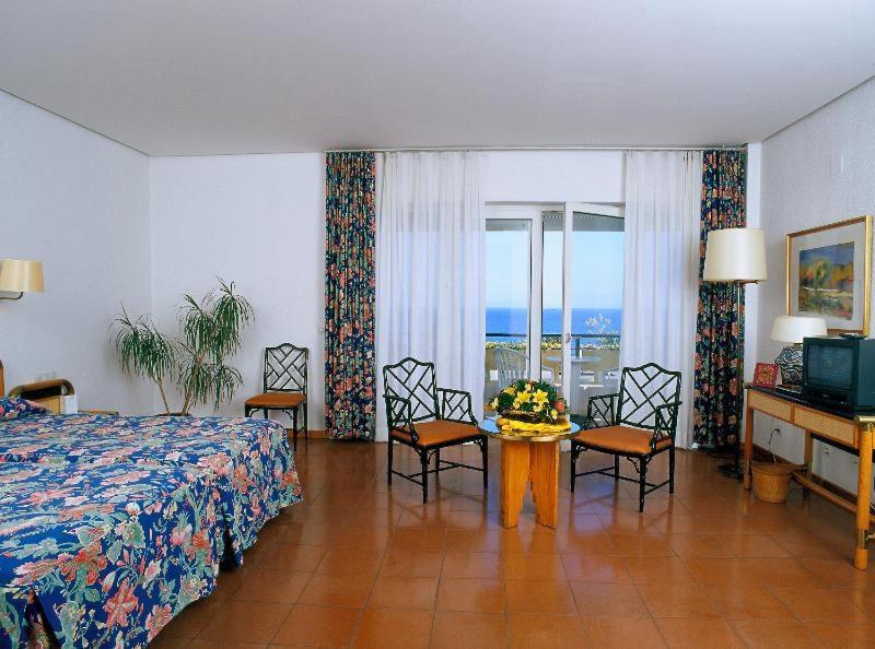 Parador De Ceuta Bilik gambar